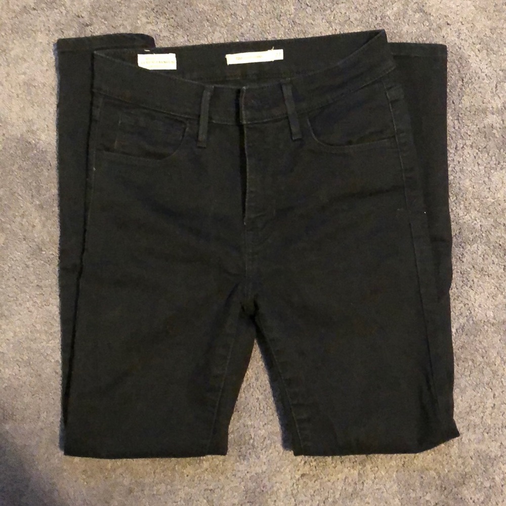 Levi’s 720 high rise skinny jeans